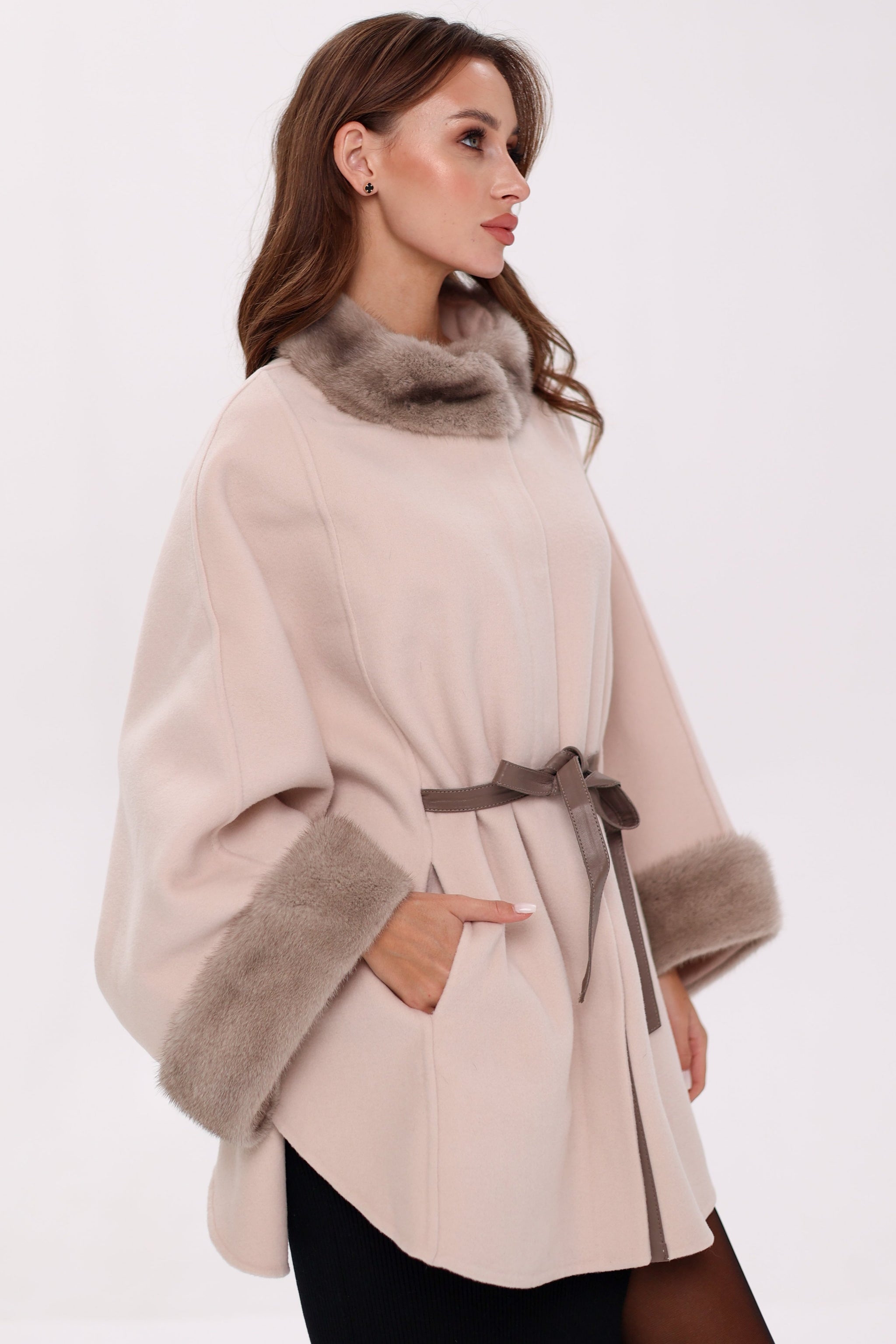 TICCA/ティッカWOOL FUR PONCHO 71vrI4qt+iL._SY350_QL65_.jpg