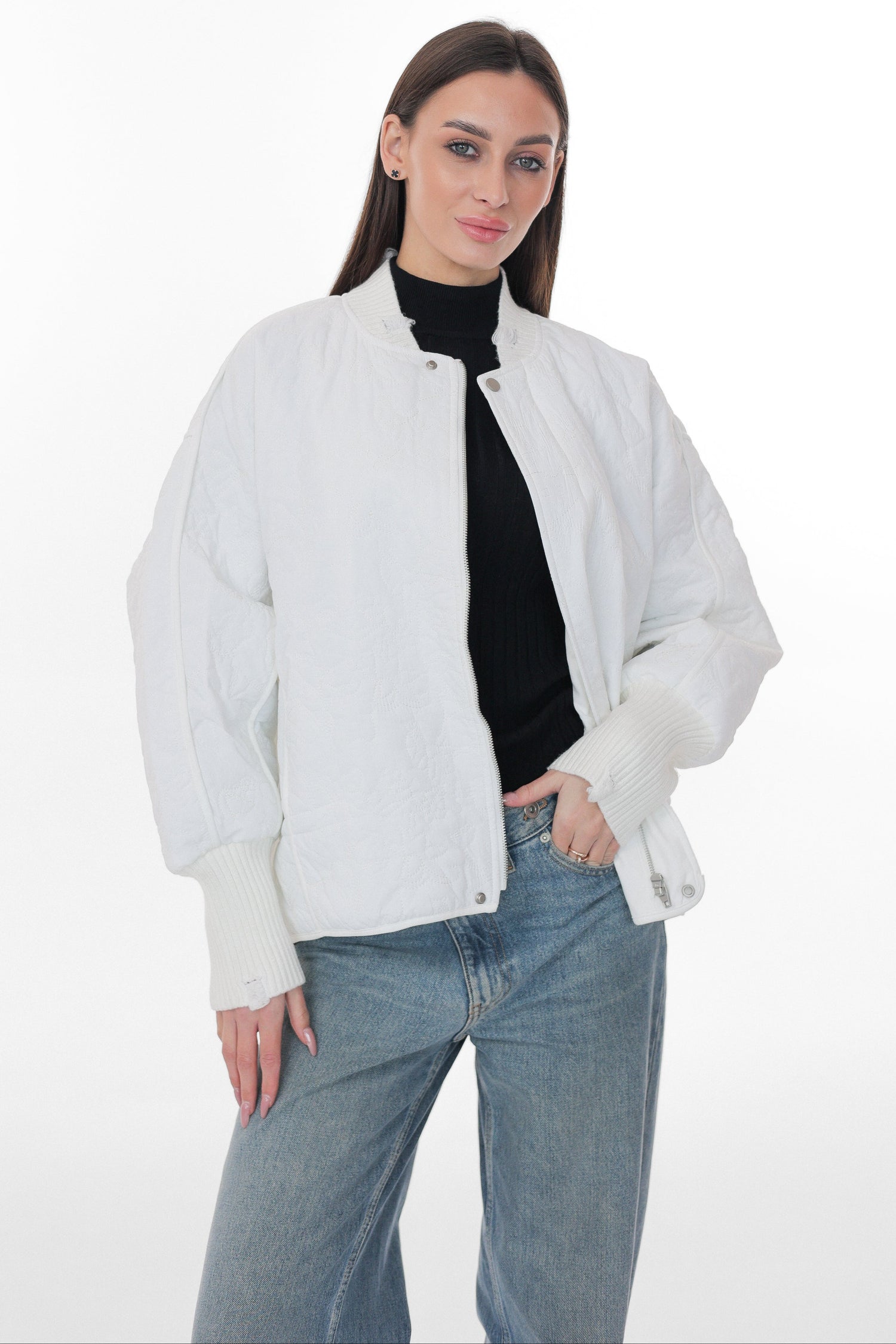 Mia Light Jacket in White