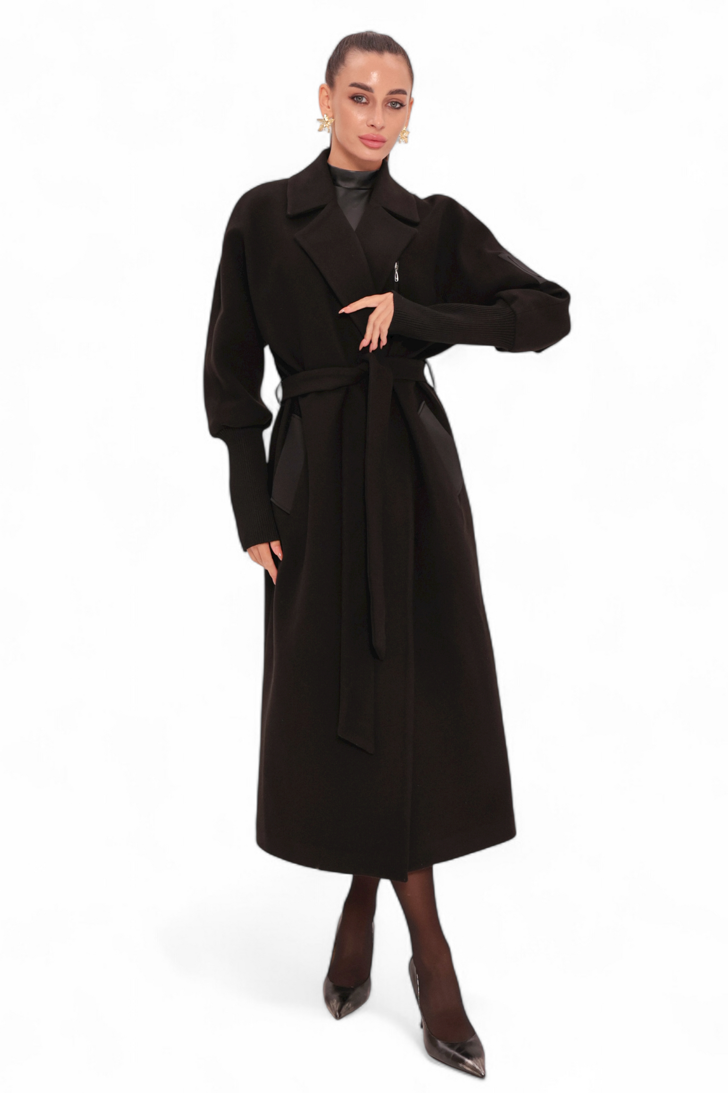 Miru Cashmere Wool Blend Overcoat in Black