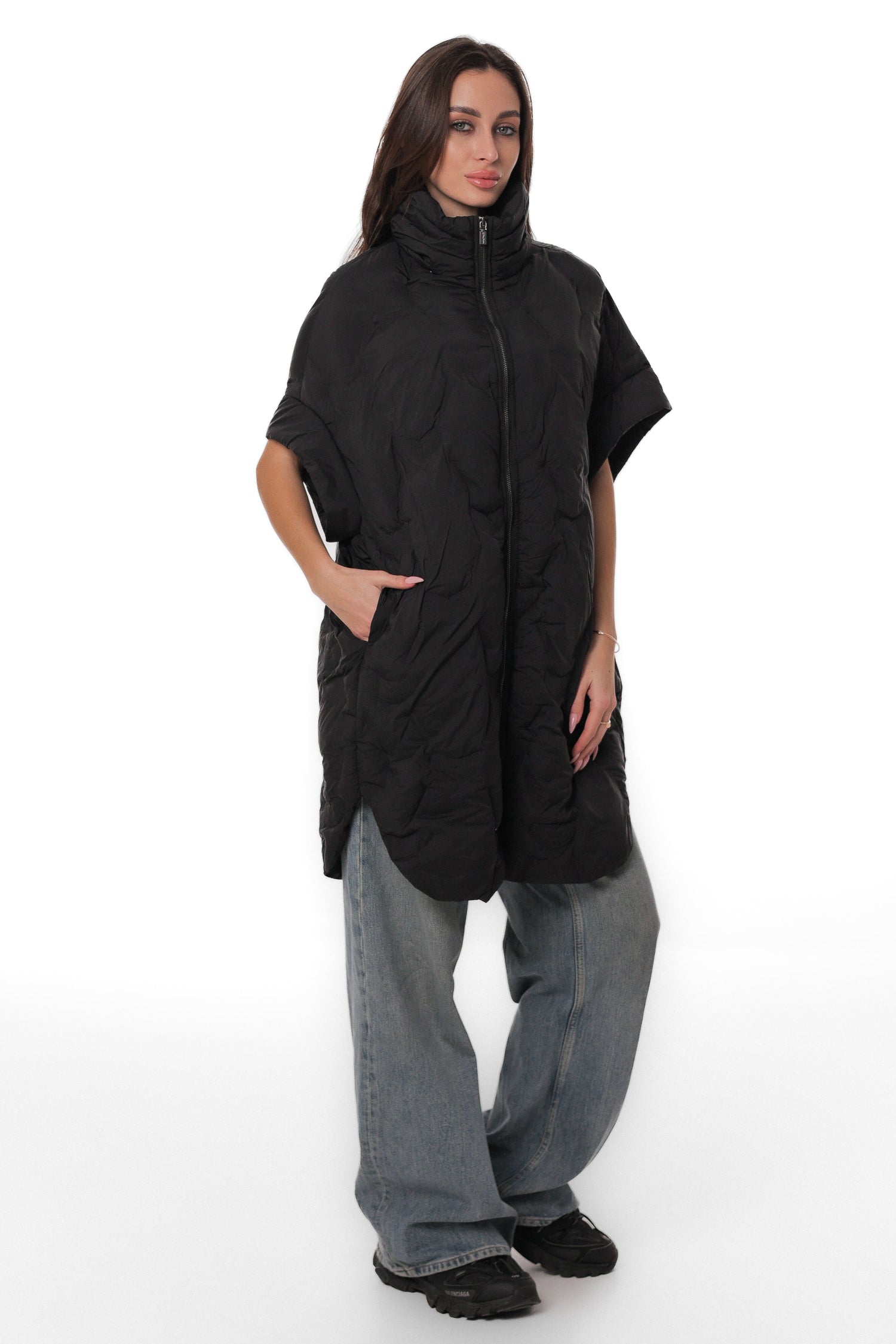 Vans Light Insulated Vest in Black