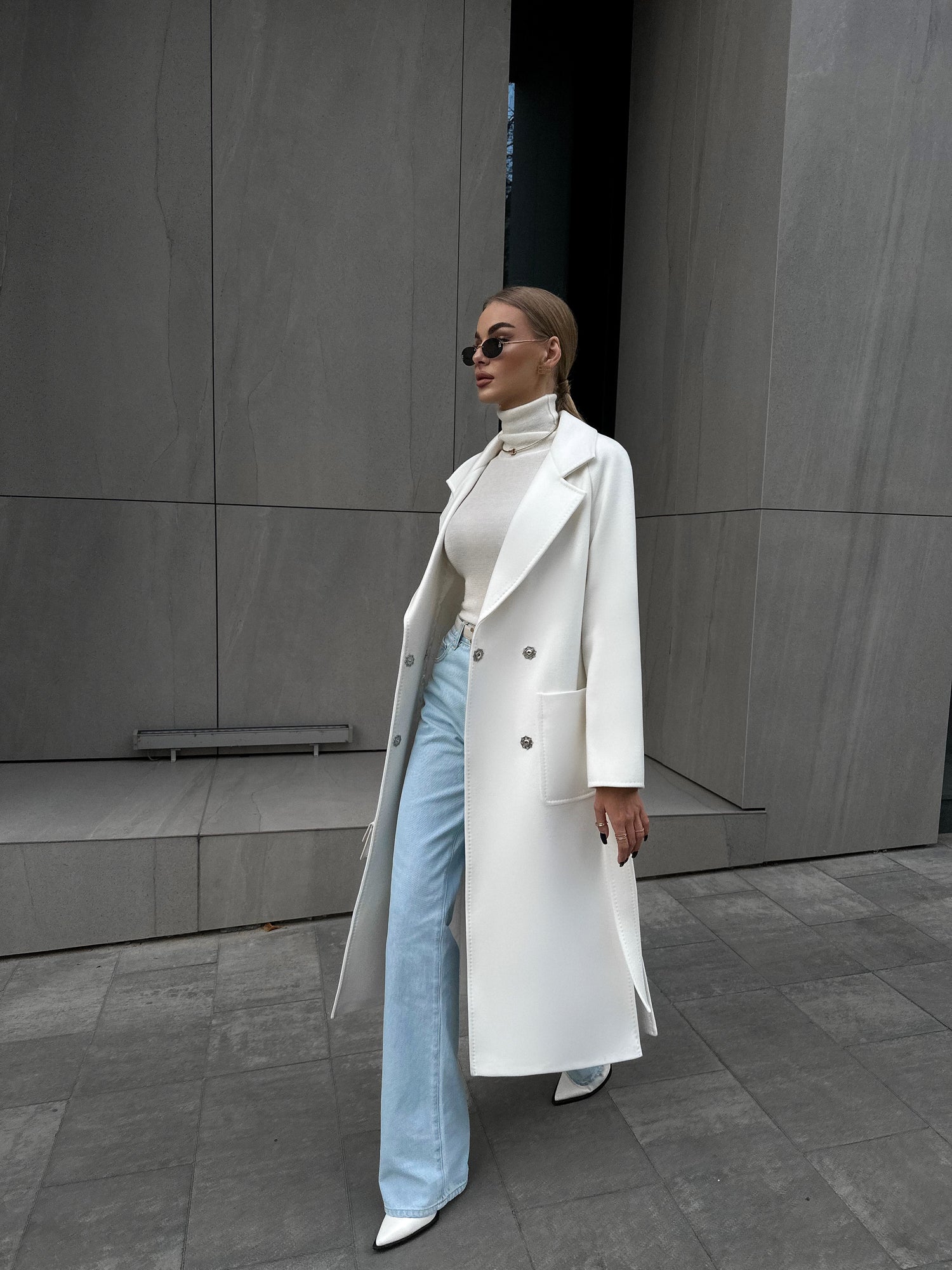 Pre-Order. Ships May 28. Factor Classic Wool Blend Overcoat