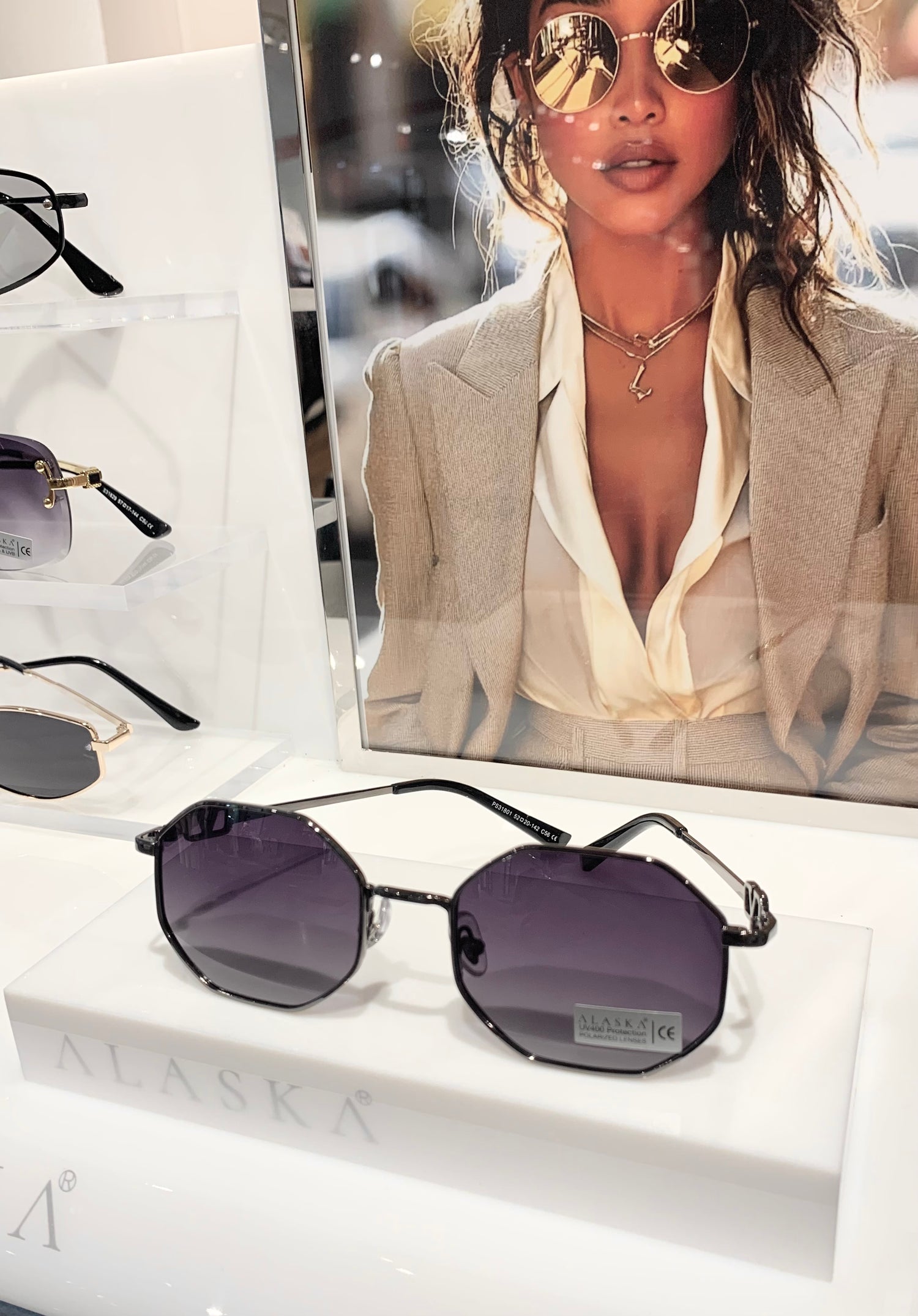 Manhattan Octagon Sunglasses Dark Silver/Dark Purple Gradient
