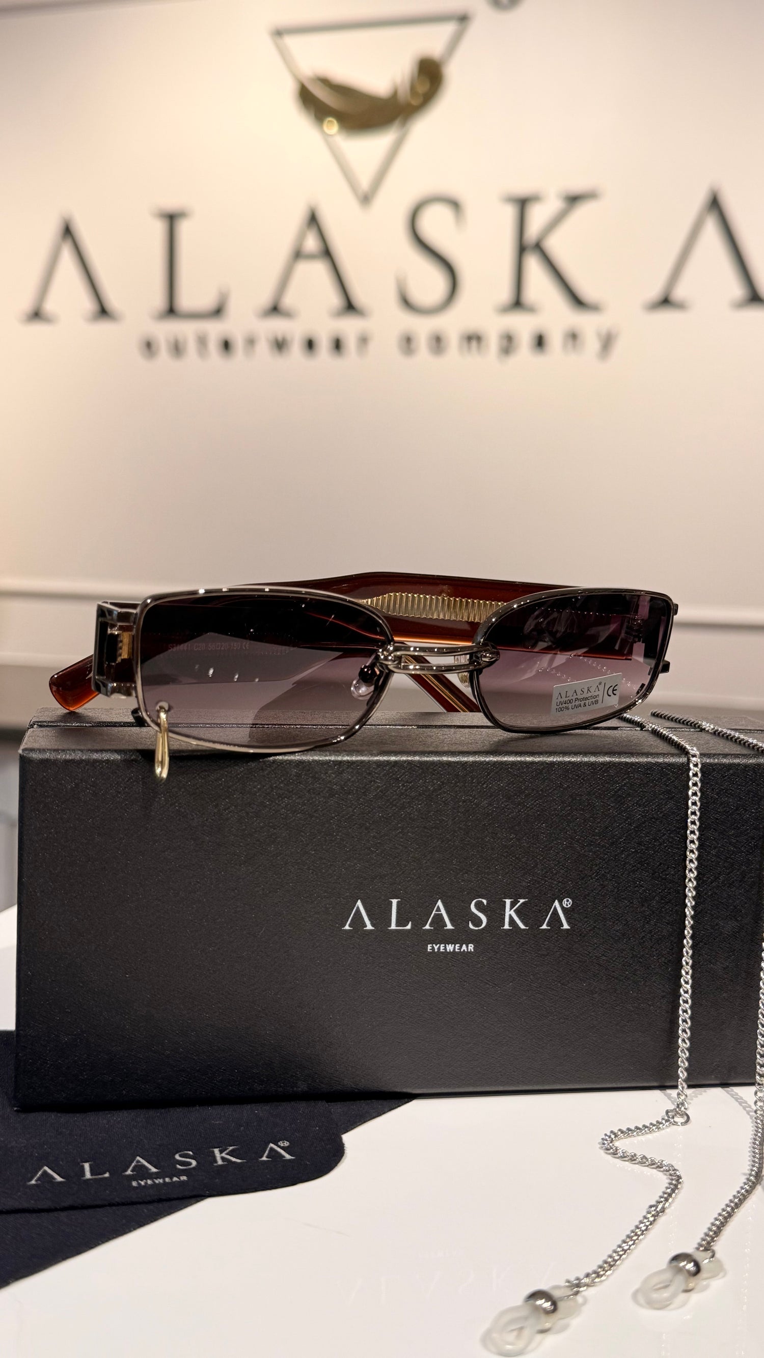 Piercing Rectangular Sunglasses Coffee