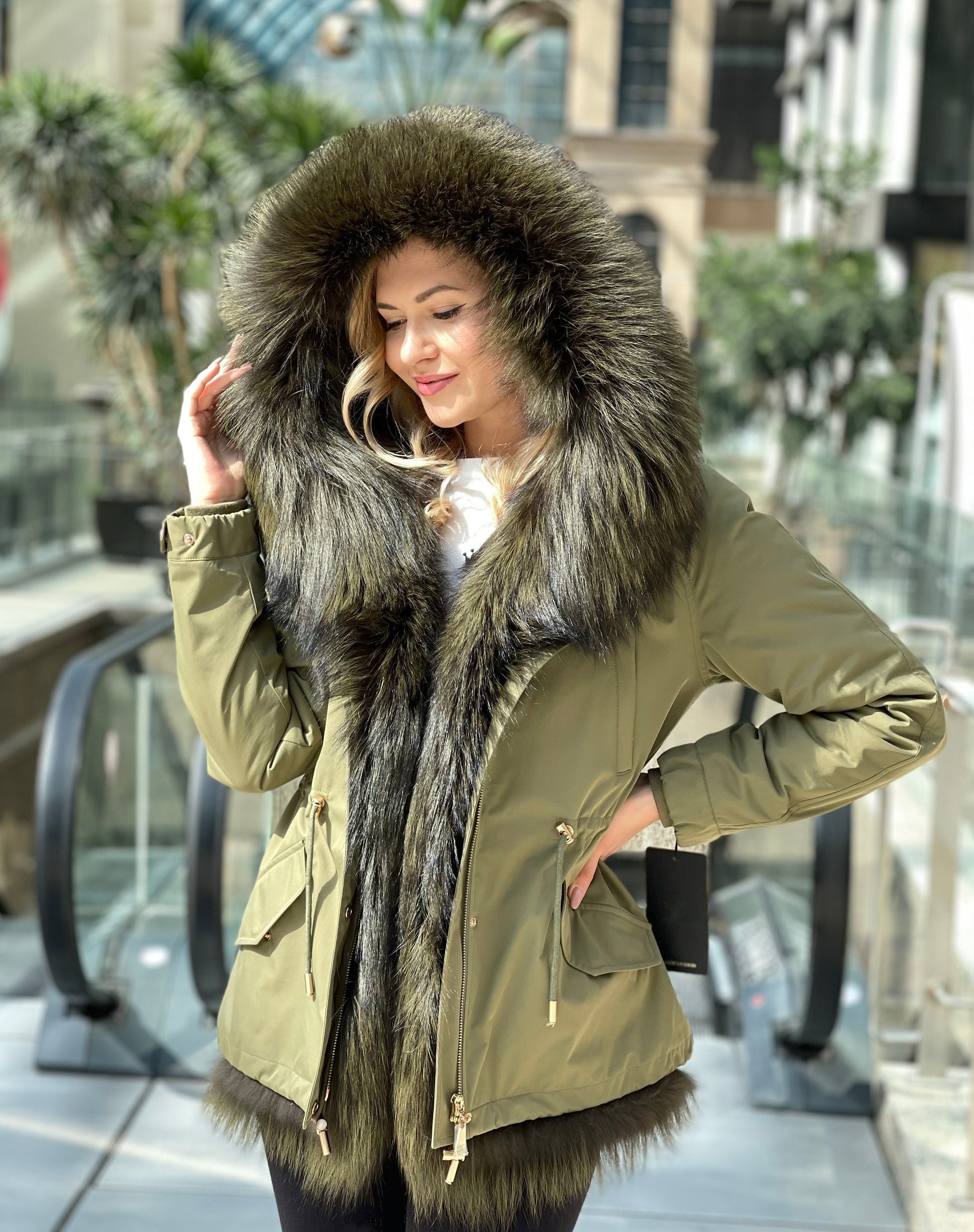 【美品】THINKFUR Fox Like Fur Jacket アイボリーS 美品】THINKFUR Fox Like Fur Jacket アイボリーS